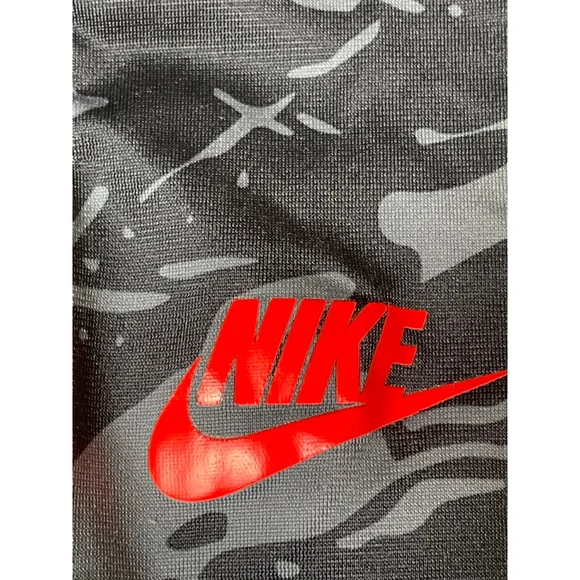 Boys Nike Matching Set track suit Gray Camo orange Size 3/4 - Picture 3 of 8